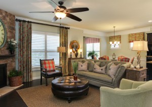 eclectic-family-room